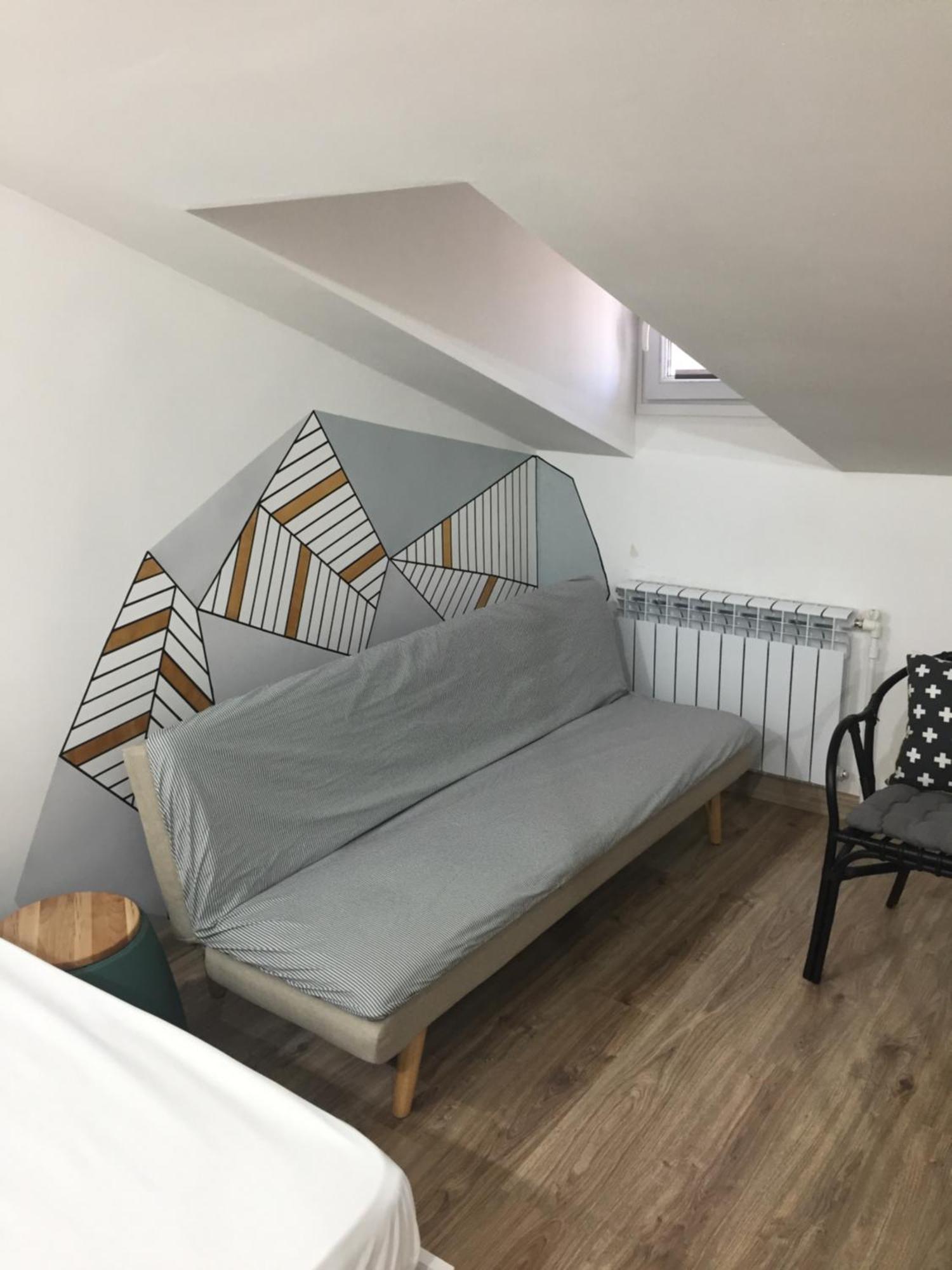 Apartment 2 Floors + 예레반 외부 사진